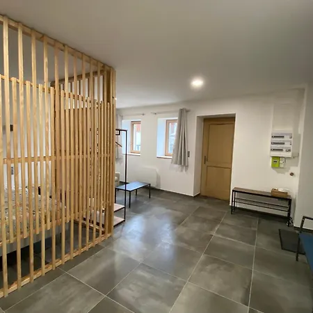 بيت للعطل Grange Renovee, 6 Minutes Du D'annecy Vue Sur Le Mont-blanc جْيي
